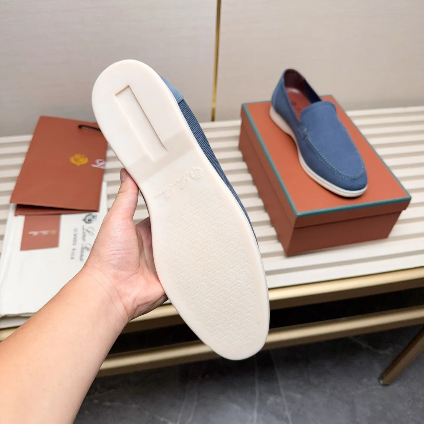 Men's Men's Shoes 💰400 Loro PIana moccasins are made of wish wool fabric. The upper is made of knitted fabric, made on a loom, and then attached to a rubber sole. The Rain System's water-repellent treatment enhances the shoe's functional design, while the suede details give the shoe a sense of elegance and sophistication. Made from Wish, fine wool from Australian and New Zealand Merino sheep